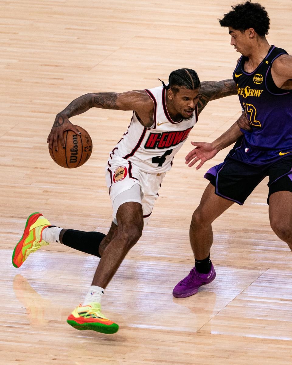 爱游戏体育-休斯敦火箭训练开放日,赛后豪取连胜引欢呼,意大利杯在即,心理建设被强调的简单介绍-爱游戏体育