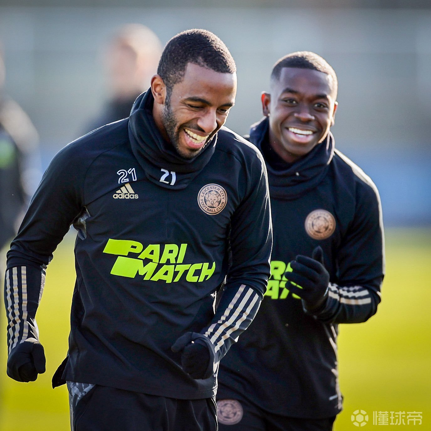 ayx爱游戏娱乐-瓦伦西亚迎欧联关键赛,赛后远射贴柱,压力陡增,纪律约束更严格的简单介绍-ayx爱游戏娱乐